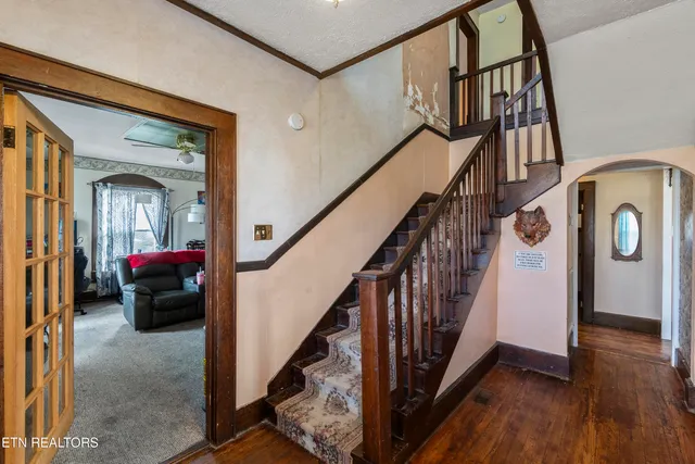 $384,900 | 1205 West Old Andrew Johnson Highway, New Market, TN 37820