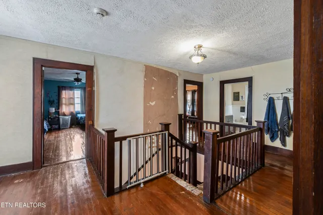 $384,900 | 1205 West Old Andrew Johnson Highway, New Market, TN 37820