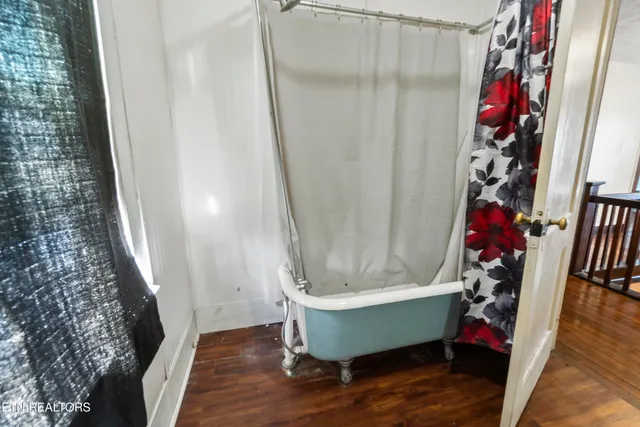 $384,900 | 1205 West Old Andrew Johnson Highway, New Market, TN 37820