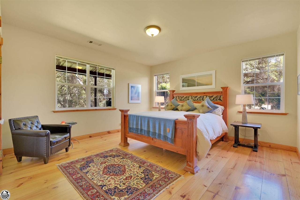931 Pennsylvania Gulch Road Murphys, CA 95247 - Photo 7 of 60 Gallery Image 7