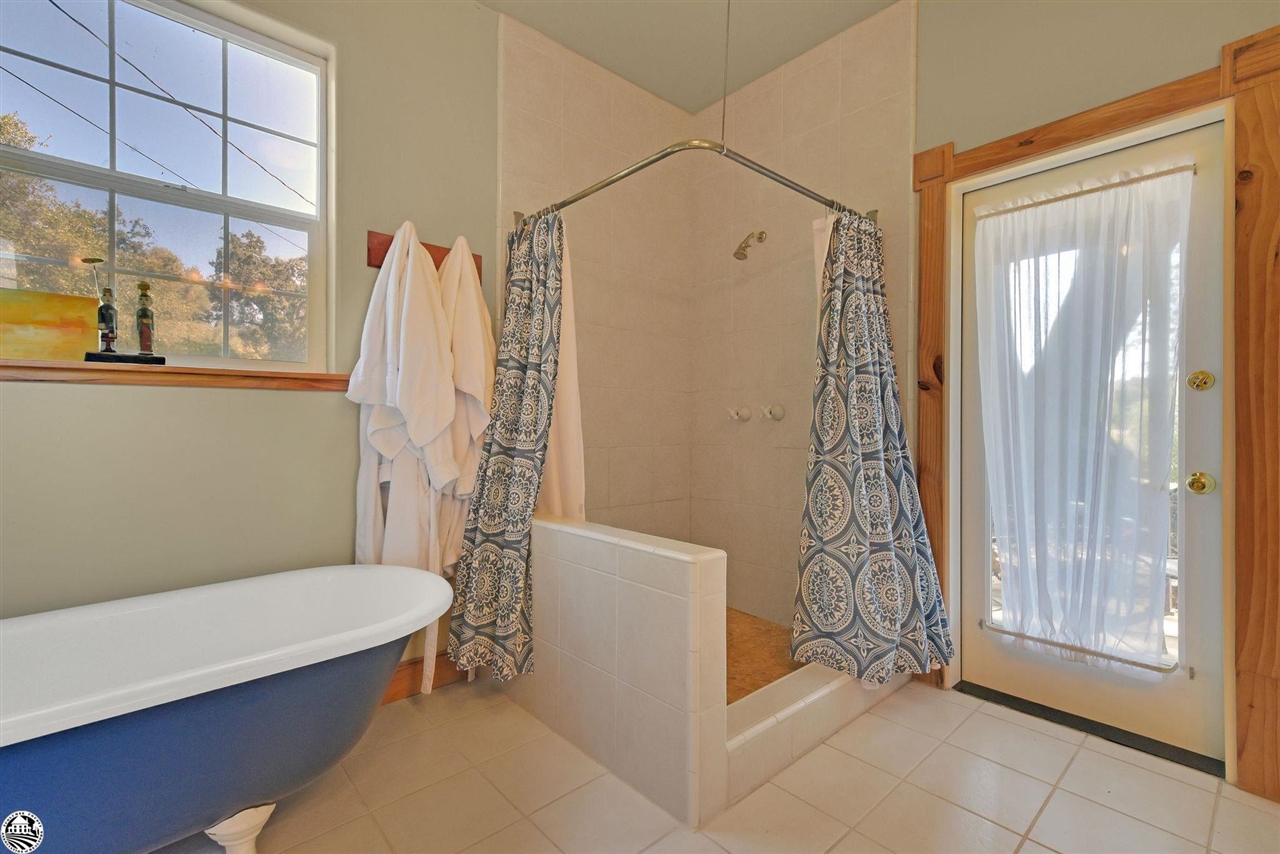 931 Pennsylvania Gulch Road Murphys, CA 95247 - Photo 10 of 60 Gallery Image 10