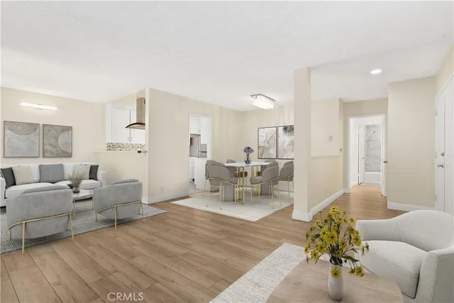 $3,400 | 5651 North Sumner Way, Unit 310, Culver City, CA 90230