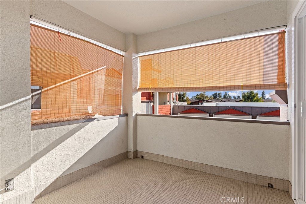 5651 North Sumner Way, Unit 310 Culver City, CA 90230 - Photo 20 of 25