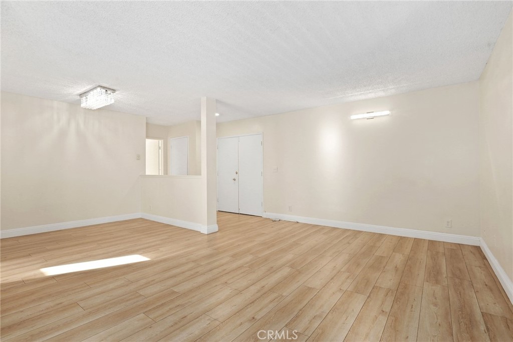 5651 North Sumner Way, Unit 310 Culver City, CA 90230 - Photo 2 of 25