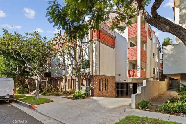 $3,400 | 5651 North Sumner Way, Unit 310, Culver City, CA 90230
