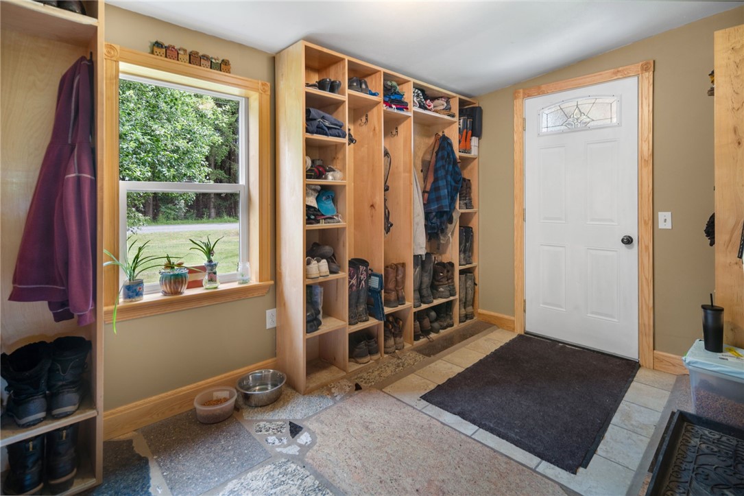 5903 Howell Road Locke, NY 13092 - Photo 3 of 31 Granite-floored entry foyer