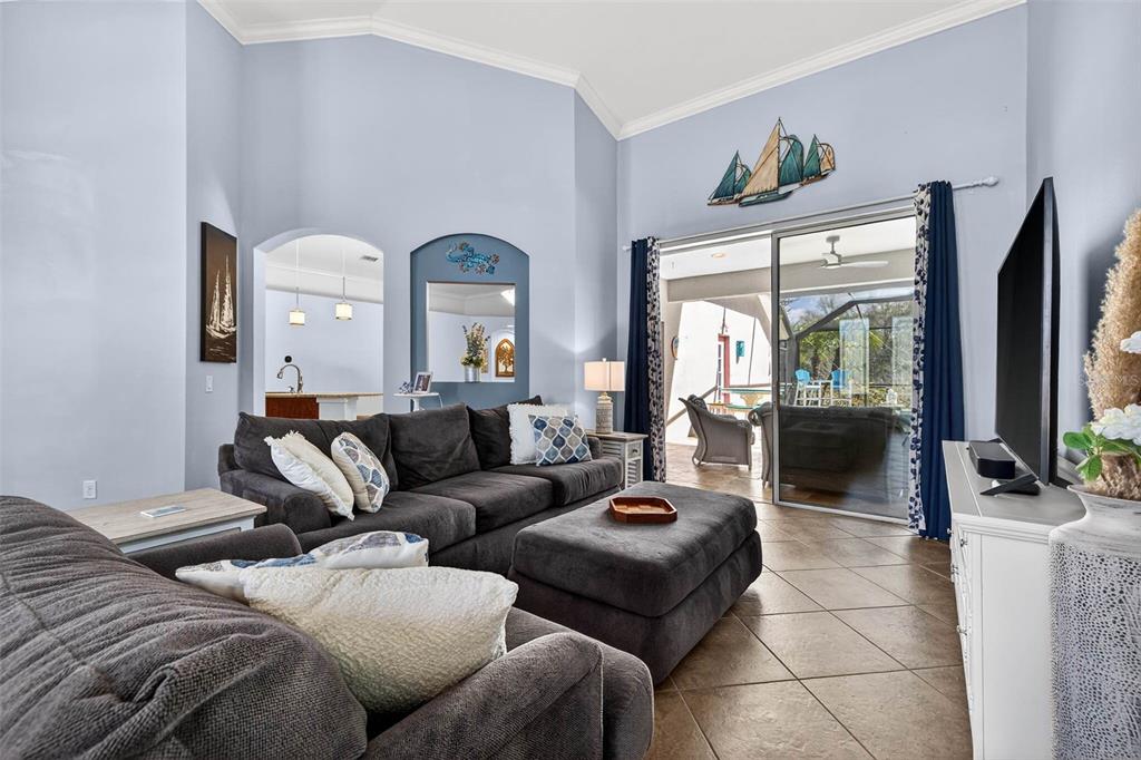 5405 Coral Shell Way Apollo Beach, FL 33572 - Photo 11 of 58