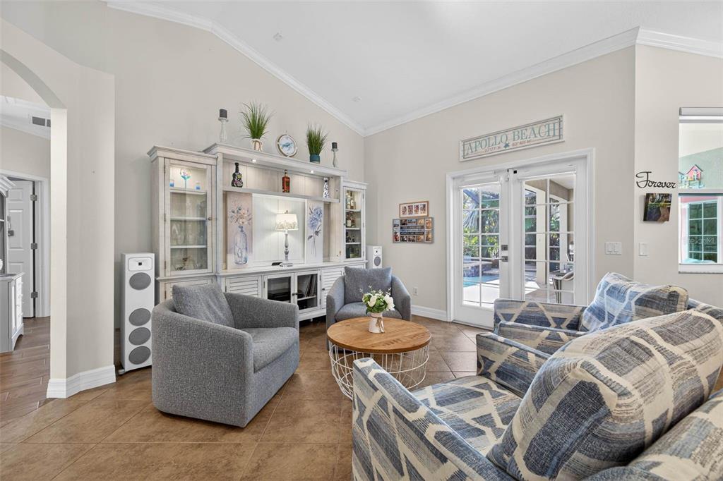 5405 Coral Shell Way Apollo Beach, FL 33572 - Photo 15 of 58