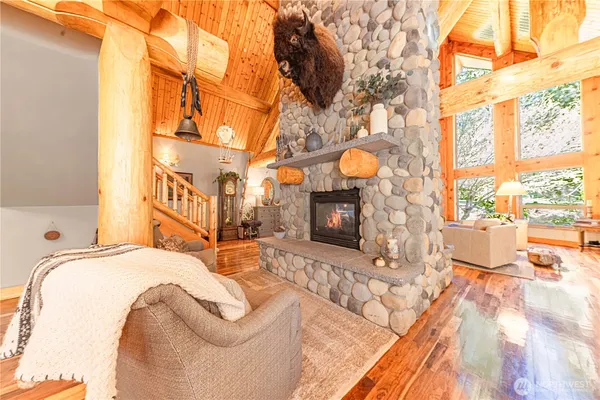 $2,300,000 | 42732 284th Avenue Southeast, Enumclaw, WA 98022