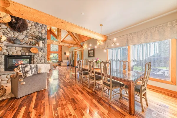 $2,300,000 | 42732 284th Avenue Southeast, Enumclaw, WA 98022