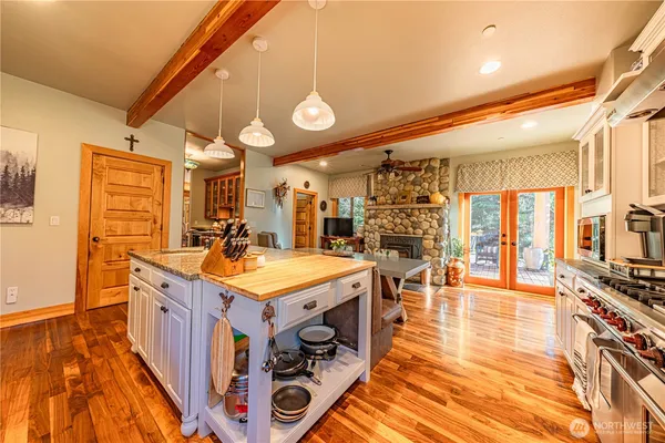 $2,300,000 | 42732 284th Avenue Southeast, Enumclaw, WA 98022