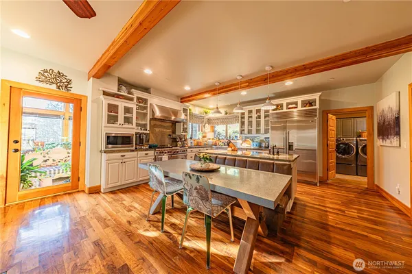 $2,300,000 | 42732 284th Avenue Southeast, Enumclaw, WA 98022