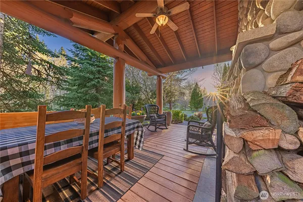 $2,300,000 | 42732 284th Avenue Southeast, Enumclaw, WA 98022