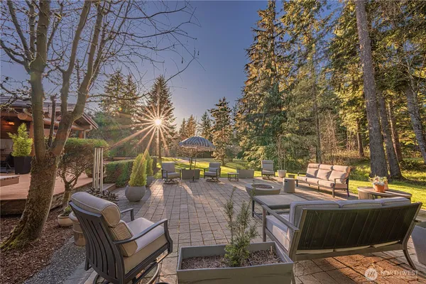 $2,300,000 | 42732 284th Avenue Southeast, Enumclaw, WA 98022