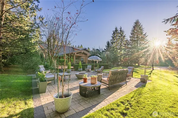 $2,300,000 | 42732 284th Avenue Southeast, Enumclaw, WA 98022