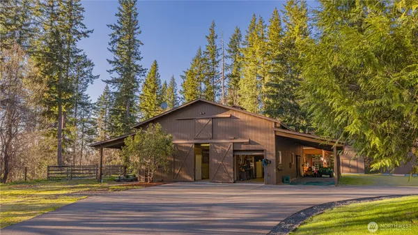 $2,300,000 | 42732 284th Avenue Southeast, Enumclaw, WA 98022