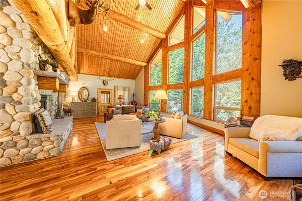 $2,300,000 | 42732 284th Avenue Southeast, Enumclaw, WA 98022