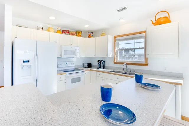 $625,000 | 26205 Bluebeard Road, Salvo, NC 27982