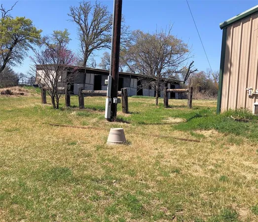 $2,500 | 4456 County Road 411, Glen Rose, TX 76043