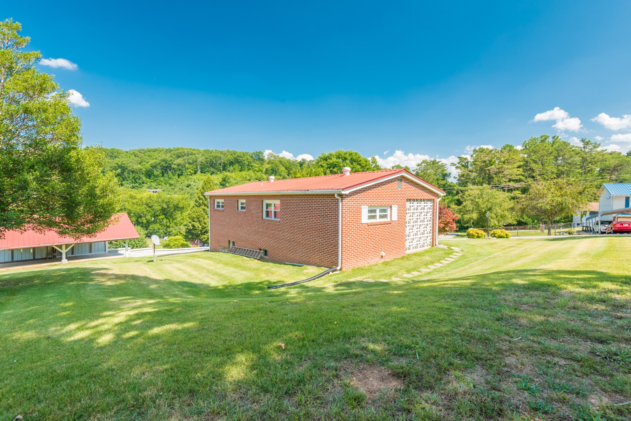 210 Lakeview Road Harriman, TN 37748 - Photo 13 of 35 Gallery Image 13
