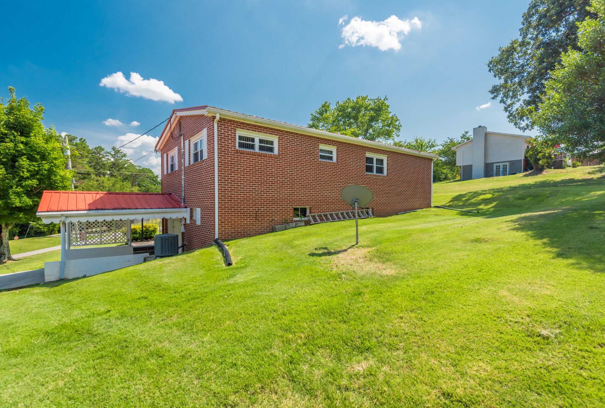 210 Lakeview Road Harriman, TN 37748 - Photo 17 of 35 Gallery Image 17