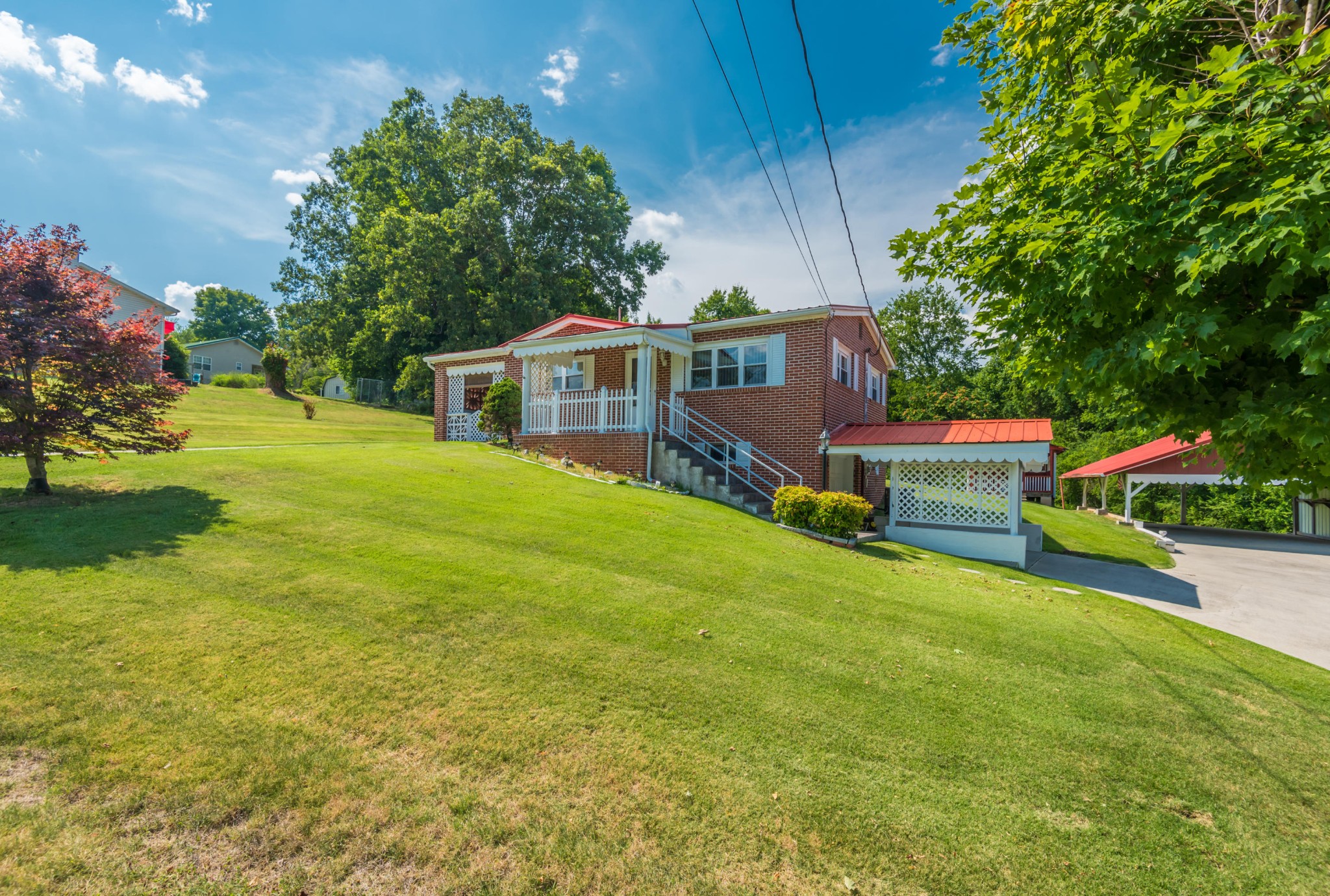 210 Lakeview Road Harriman, TN 37748 - Photo 4 of 35 Gallery Image 4