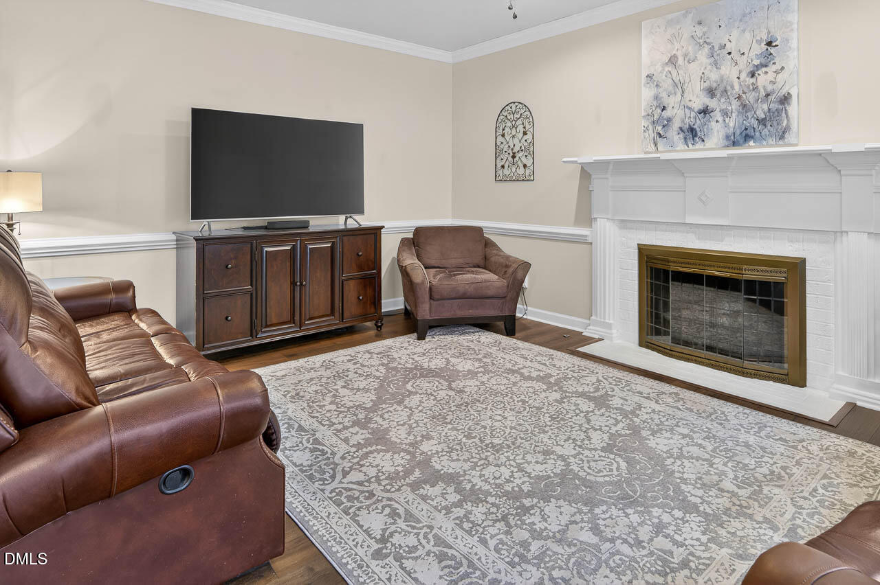 7905 Pony Pasture Court Raleigh, NC 27612 - Photo 13 of 42 7904 Pony Pasture Ct - Fotello interior-