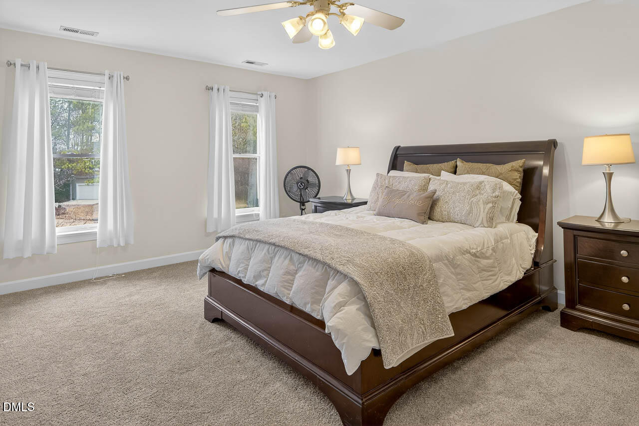 7905 Pony Pasture Court Raleigh, NC 27612 - Photo 20 of 42 7904 Pony Pasture Ct - Fotello interior-