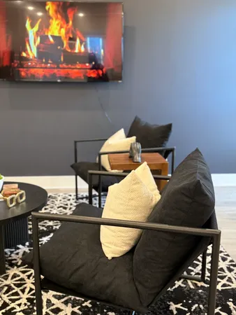 $1,850 | 5527 Denmark Street, Unit B, Houston, TX 77028