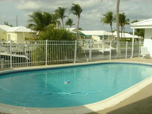 951 Hickory Terrace Boca Raton, FL 33486 - Photo 14 of 16 Additional Photo
