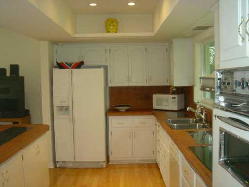 951 Hickory Terrace Boca Raton, FL 33486 - Photo 3 of 16 Additional Photo