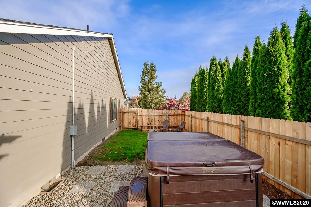 896 Filbert Street Jefferson, OR 97352 - Photo 28 of 29 Gallery Image 28