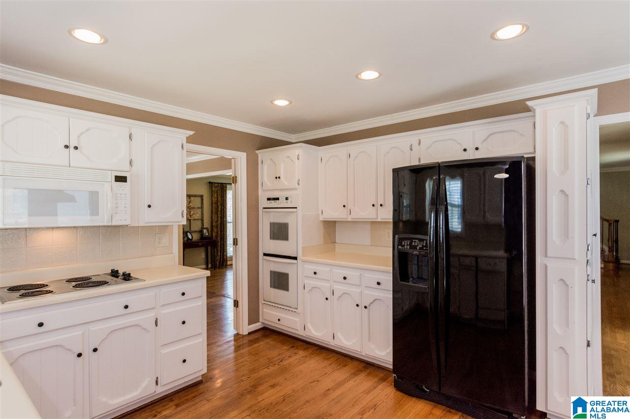 1330 Anglewood Drive Birmingham, AL 35216 - Photo 15 of 50