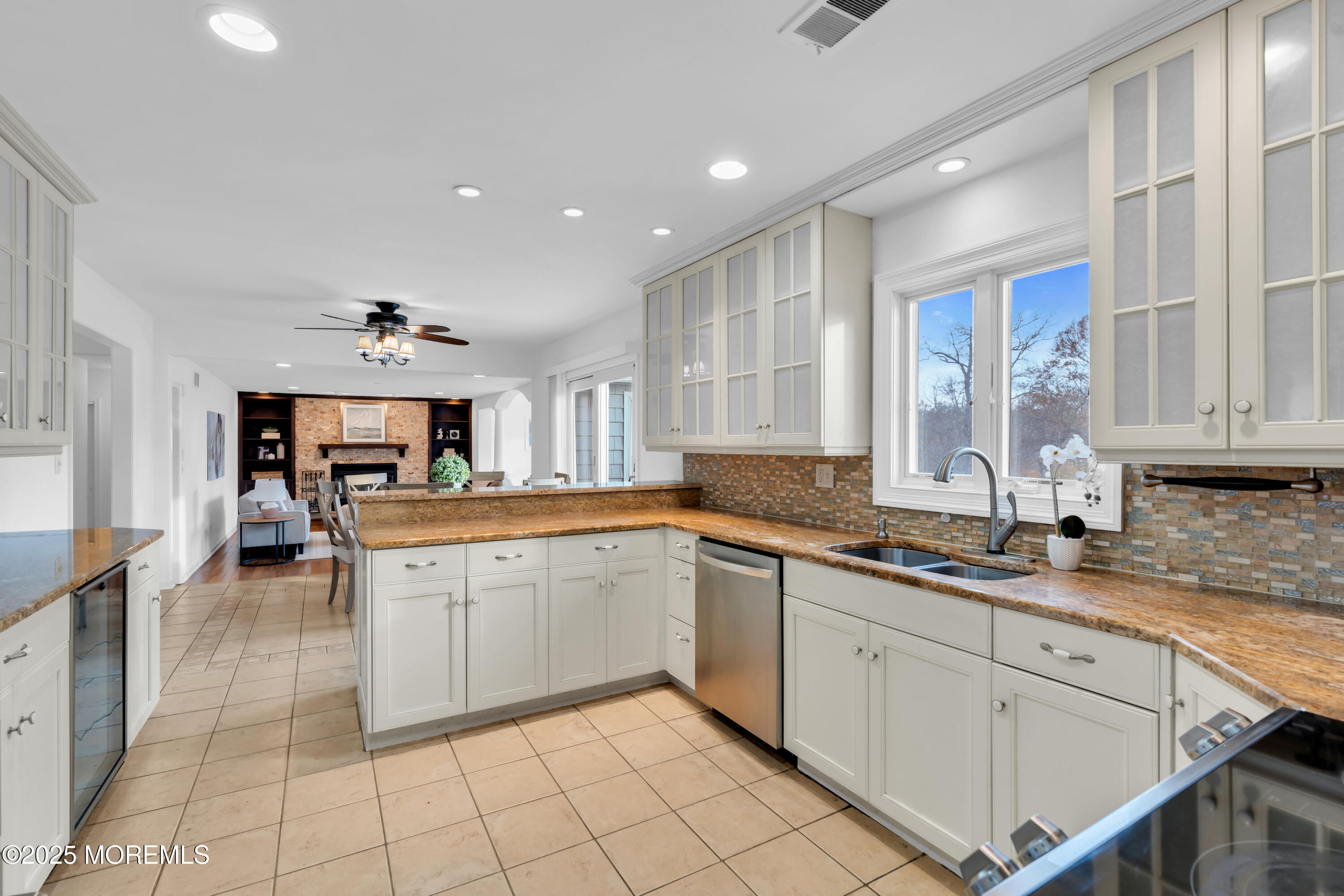 113 Arneytown-Hornerstown Road Allentown, NJ 08501 - Photo 5 of 77 018_dsc06215_837