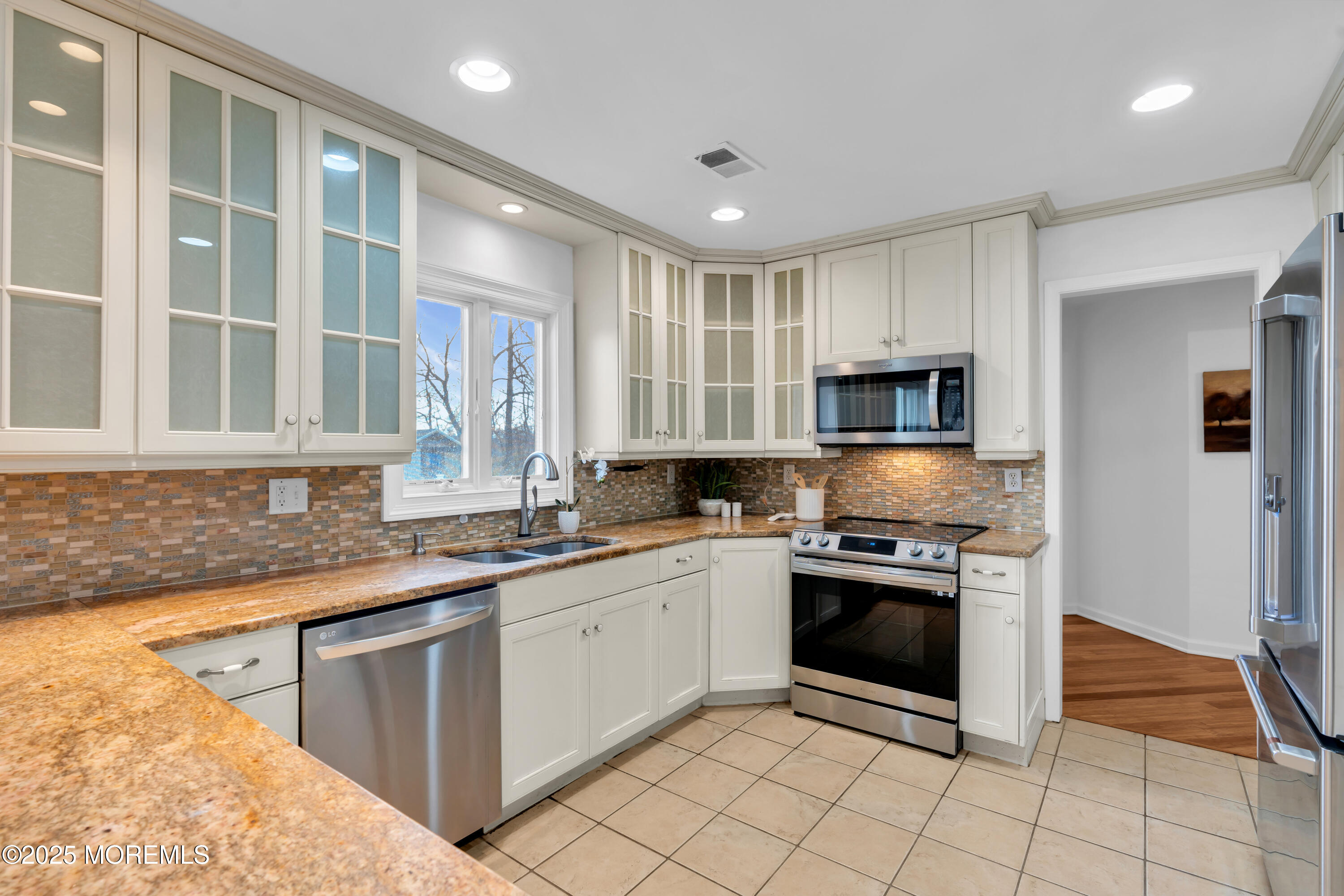 113 Arneytown-Hornerstown Road Allentown, NJ 08501 - Photo 7 of 77 022_dsc06230_787