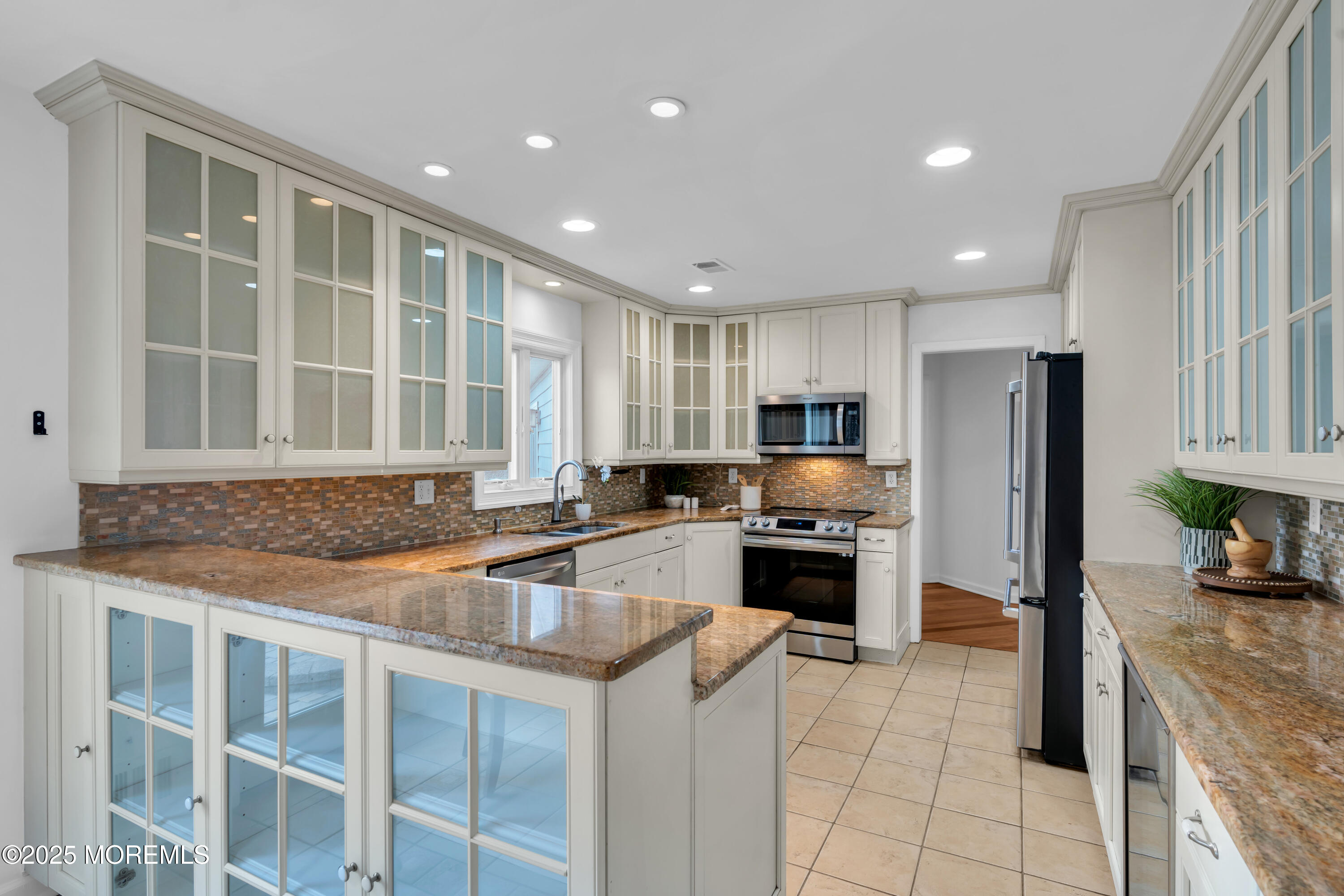 113 Arneytown-Hornerstown Road Allentown, NJ 08501 - Photo 8 of 77 023_dsc06235_430