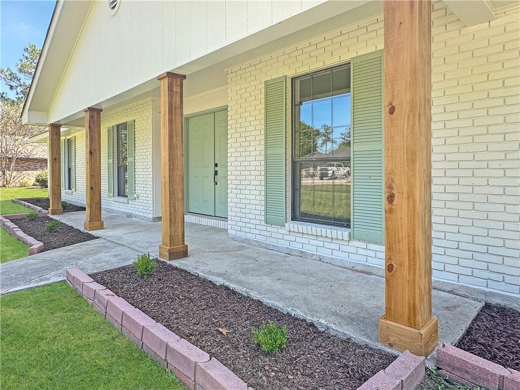 301 Steele Road Slidell, LA 70461 - Photo 2 of 23