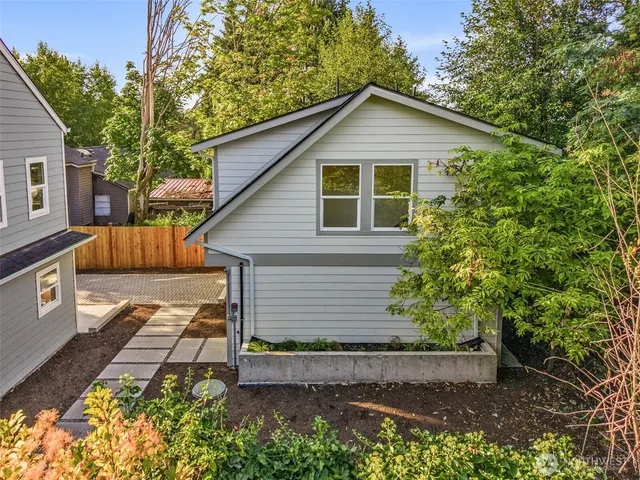 a view of house with a outdoor space