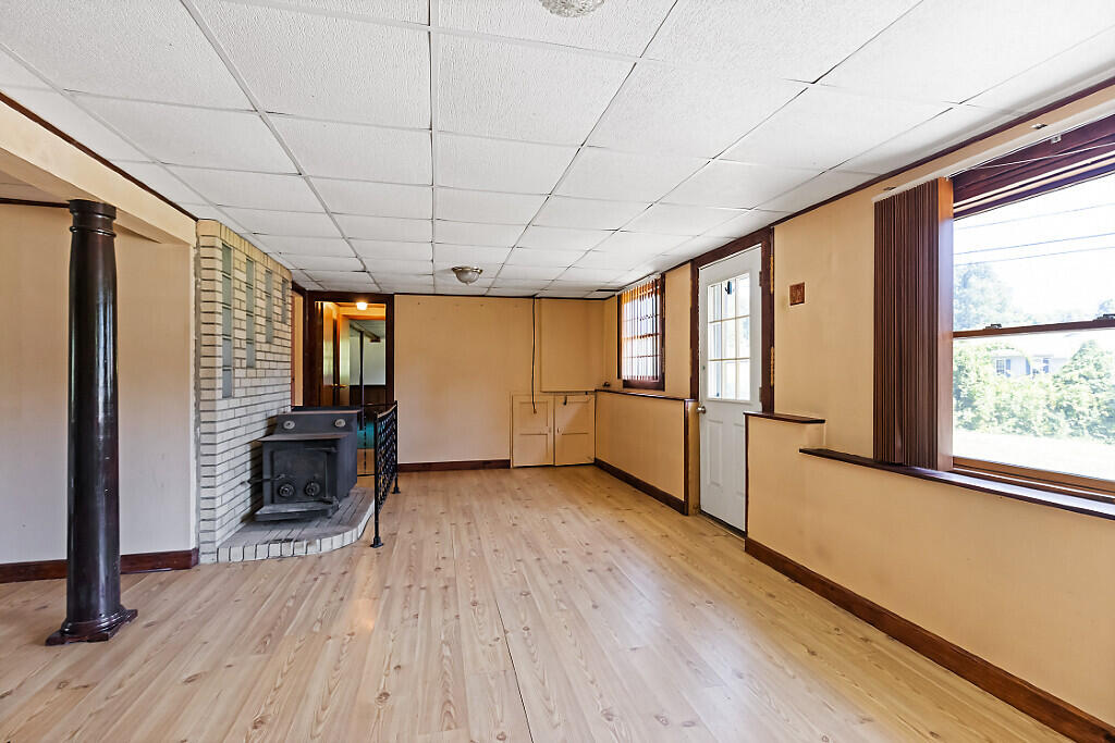 155 Belgrade Road Oakland, ME 04963 - Photo 28 of 50 29 finished basement