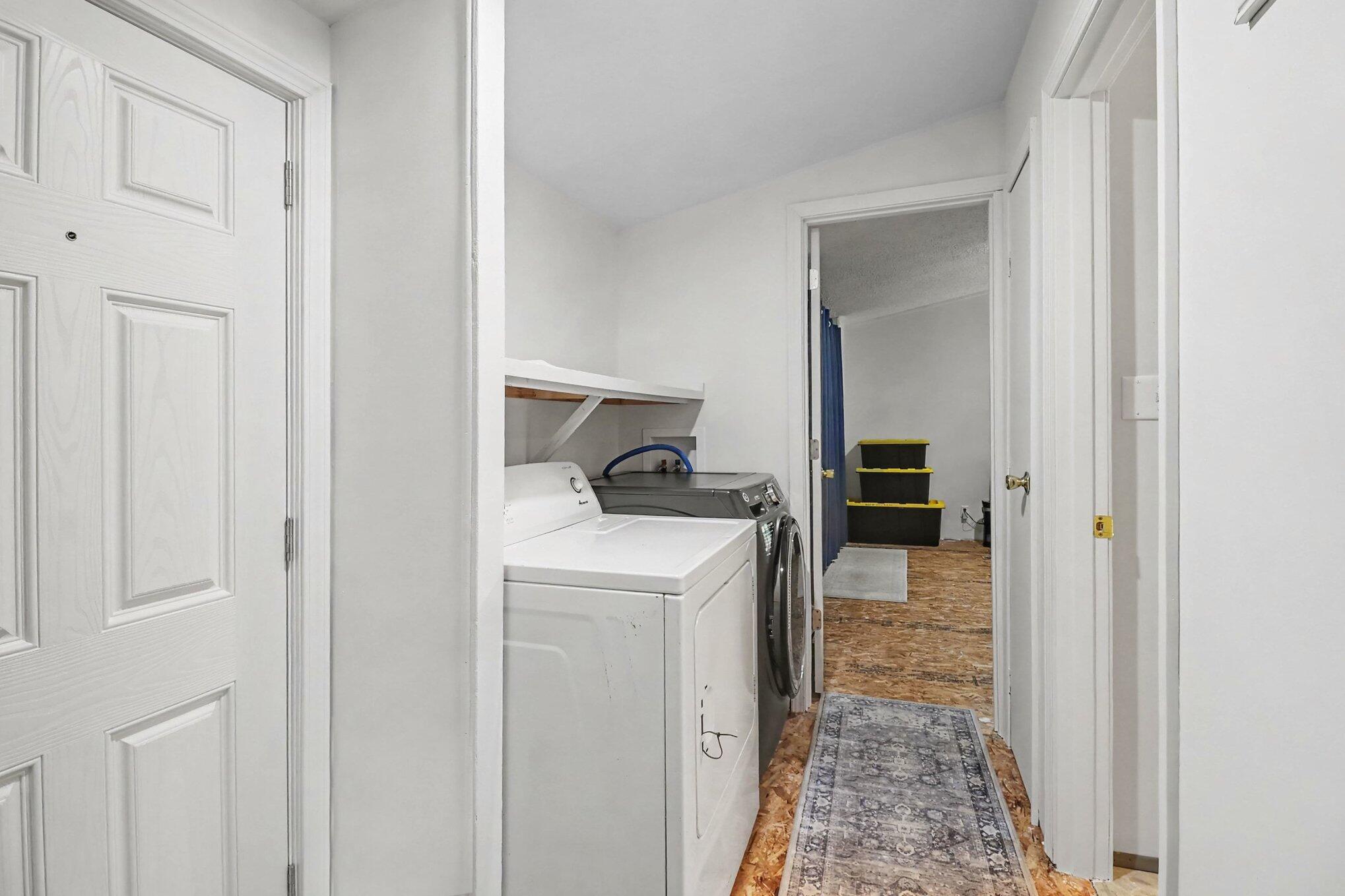 9196 North Ruth Drive Branch, MI 49402 - Photo 15 of 32 Washer and Dryer