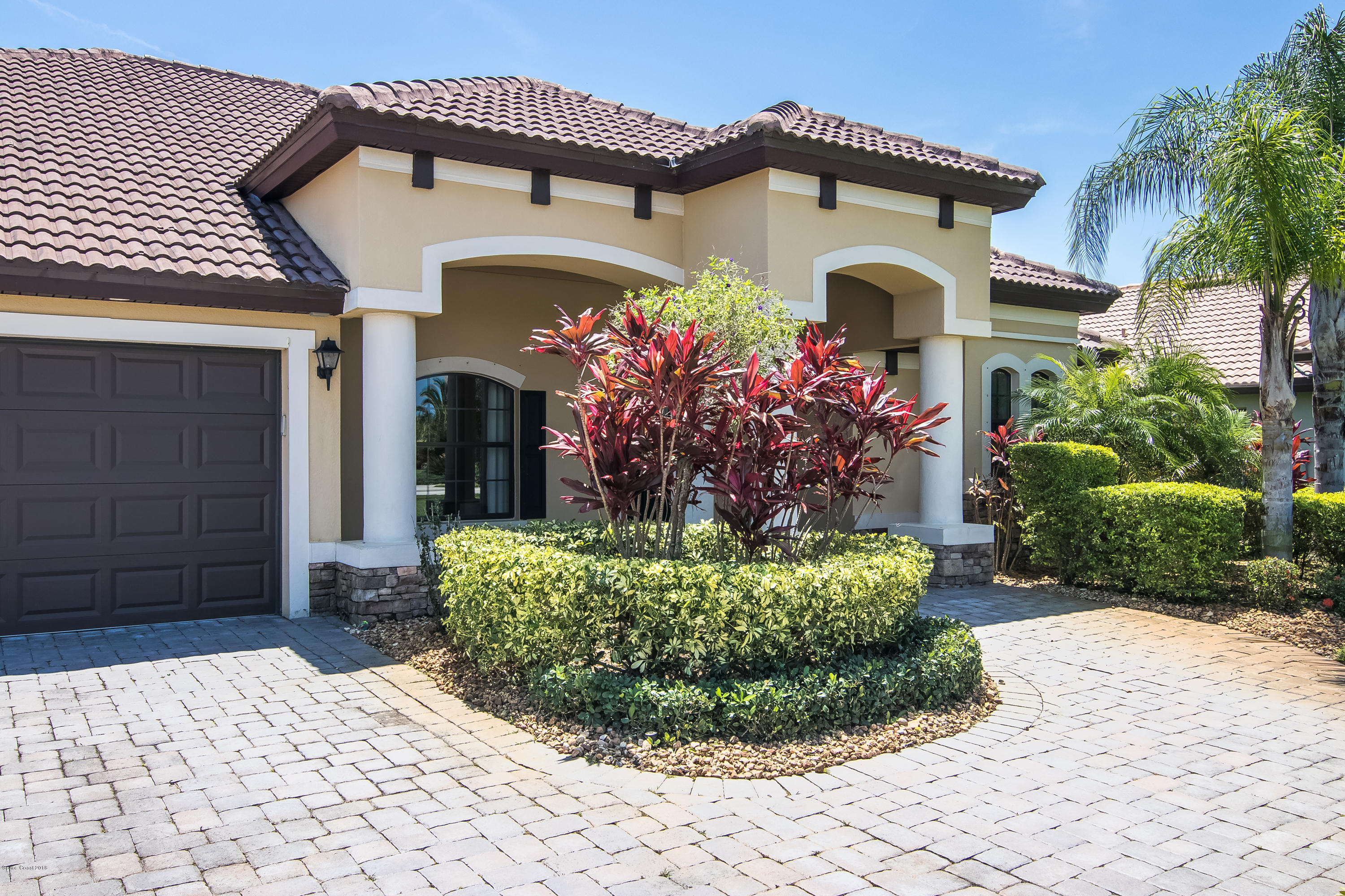 4025 Waterloo Place Melbourne, FL 32940 - Photo 4 of 29 a front view of a house