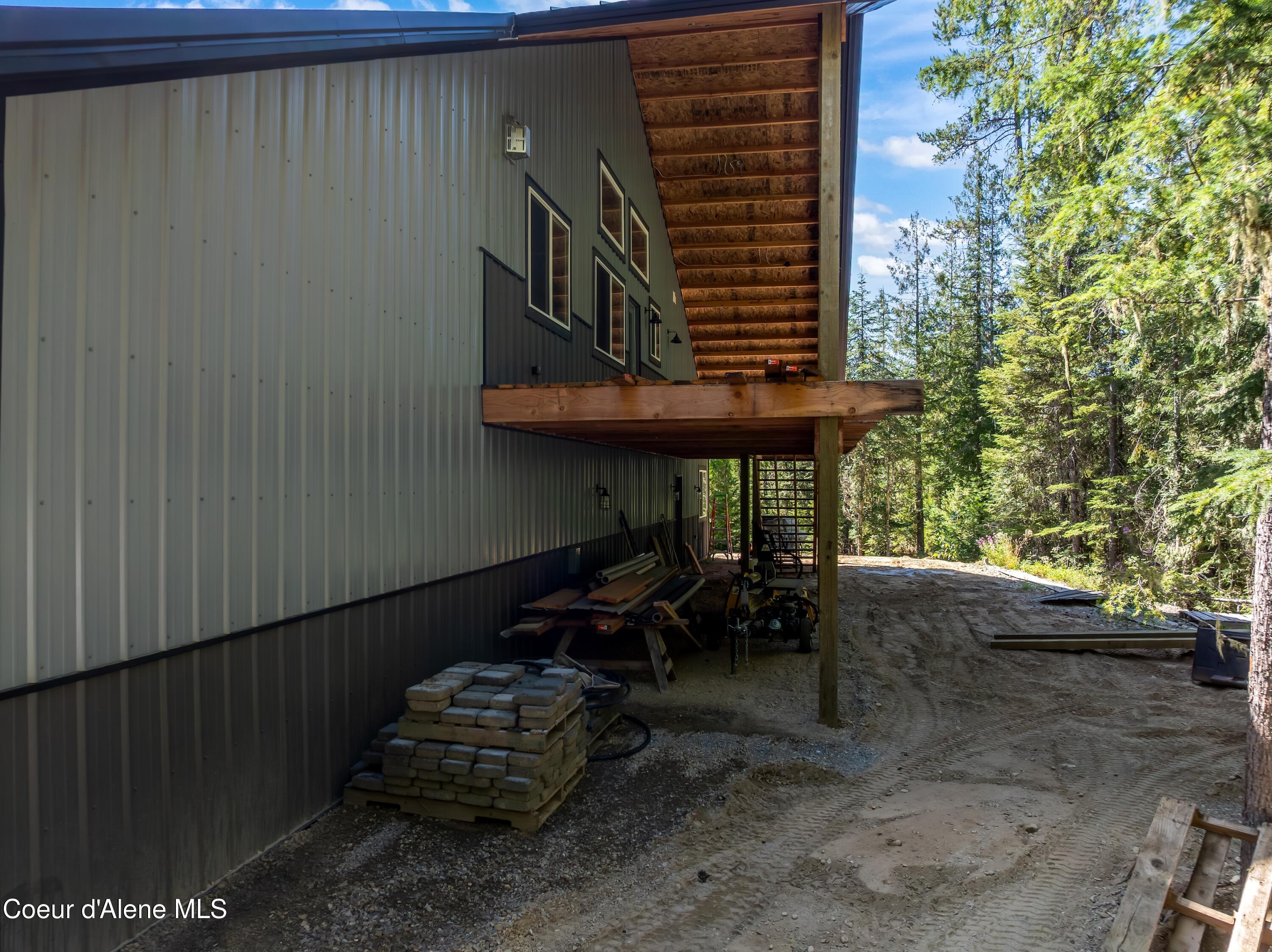 2158 Reeder Creek Road Nordman, ID 83848 - Photo 17 of 63 Back deck of Shome