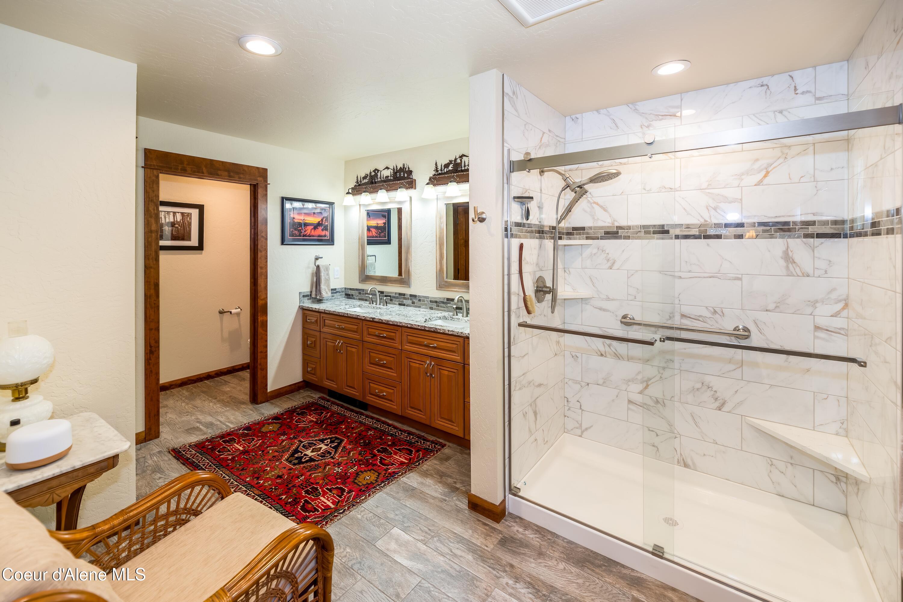 2158 Reeder Creek Road Nordman, ID 83848 - Photo 35 of 63 Master Bath