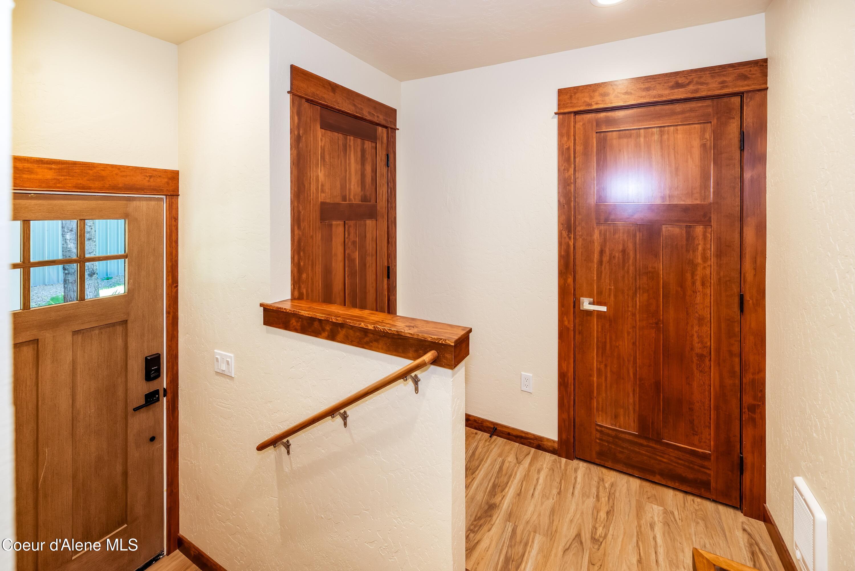 2158 Reeder Creek Road Nordman, ID 83848 - Photo 37 of 63 Closet