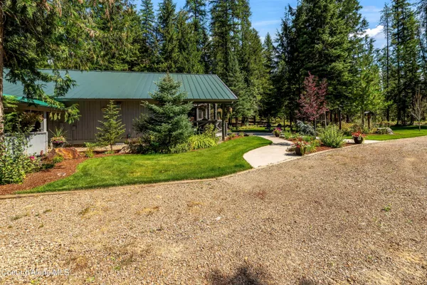 $998,000 | 2158 Reeder Creek Road, Nordman, ID 83848