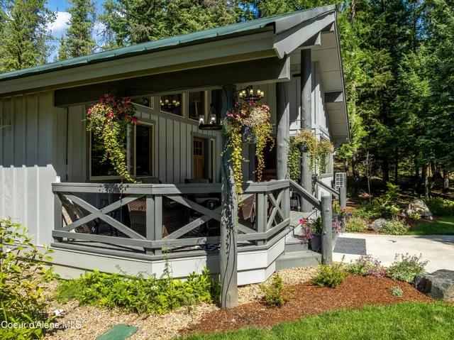 $998,000 | 2158 Reeder Creek Road, Nordman, ID 83848