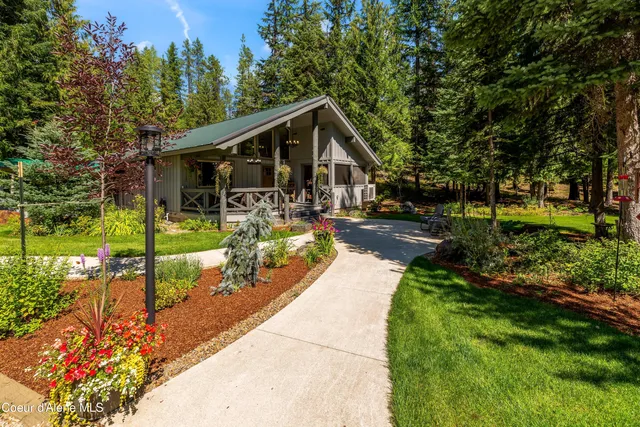 $998,000 | 2158 Reeder Creek Road, Nordman, ID 83848