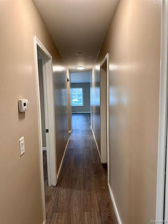 406 North Alice Avenue Rochester, MI 48307 - Photo 8 of 19