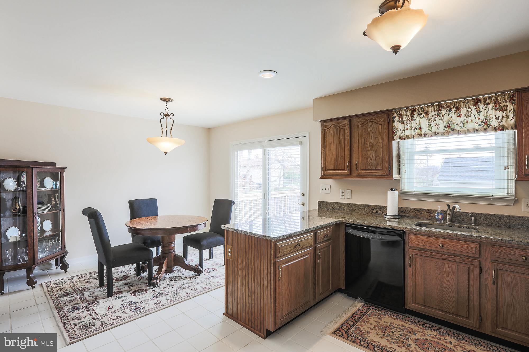 2513 Perring Woods Road Baltimore, MD 21234 - Photo 7 of 21 Kitchen