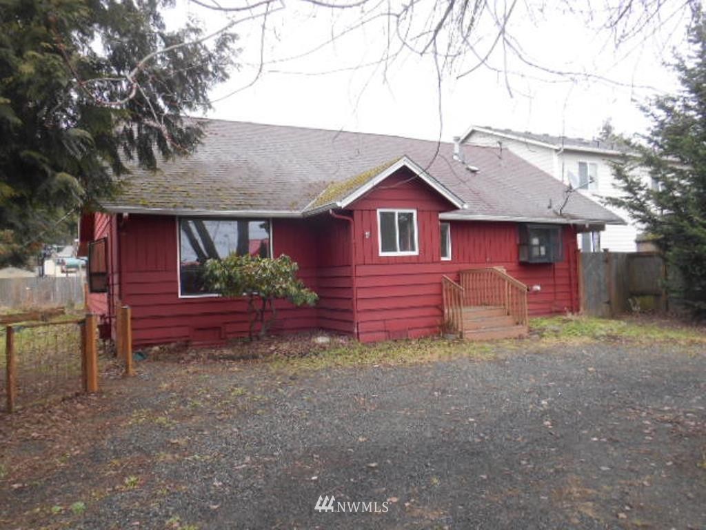 5318 Northeast 4th Street Renton, WA 98059 - Photo 1 of 24